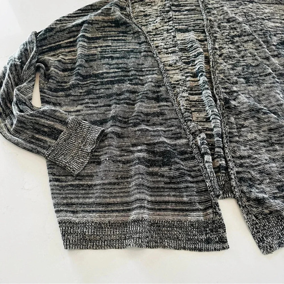 Eileen Fisher Organic Linen Twisted Block Cardigan | S - Picture 5 of 7